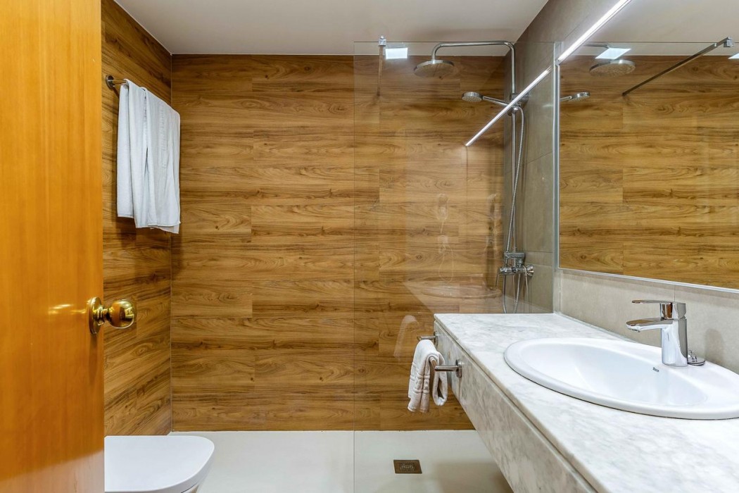 Aparthotel Bertran 57/109