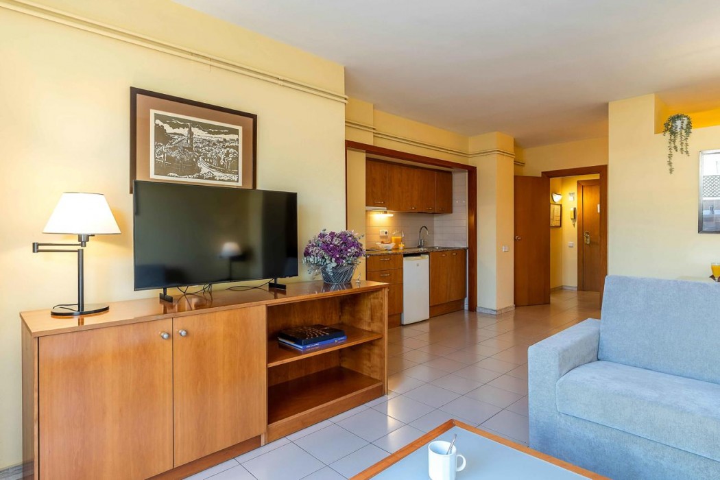 Aparthotel Bertran 20/109