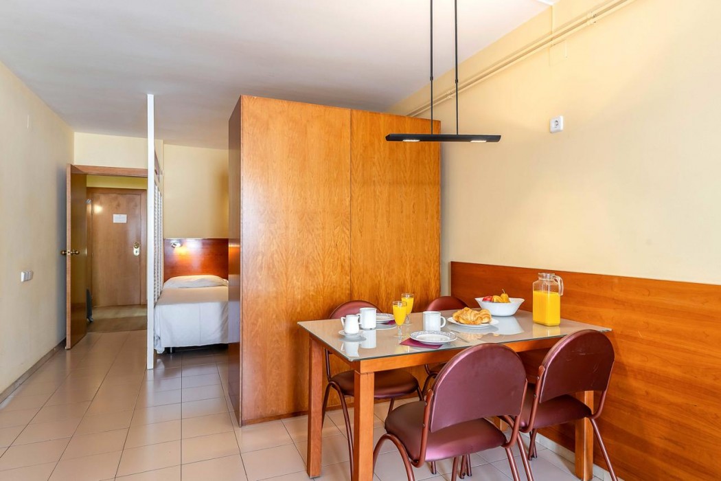 Aparthotel Bertran 26/109