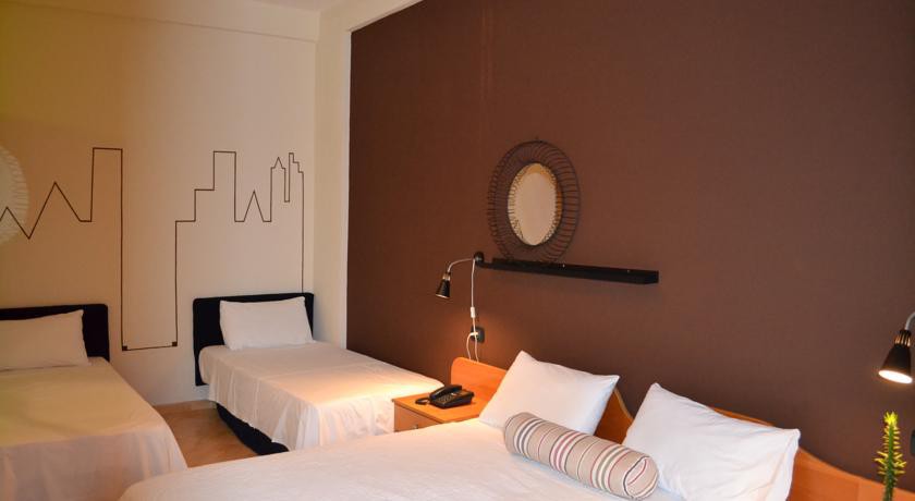 HOTEL SEASIDE SARANDA 11/52